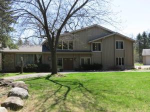 108 S Regency Cir, Oconomowoc, WI 53066 photo 1