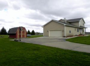 111 Oconnor, Elkhorn, WI 53121 photo 1