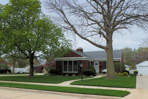 3100 Ruby Ave, Racine, WI 53402 photo 1