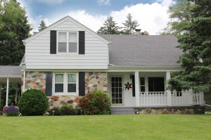 16640 Ridgeview, Brookfield, WI 53005 photo 1