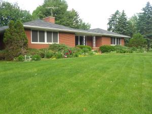 316 Spring Ln, Delavan, WI 53115 photo 1