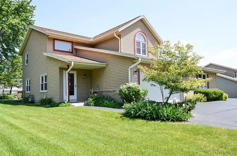 11450 W Edgerton #11452, Hales Corners, WI 53130 photo 1