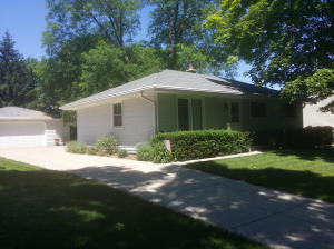 6361 N 106, Milwaukee, WI 53225 photo 1
