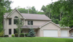 30256 Lake Hills Dr, Burlington, WI 53105 photo 1