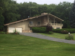 7332 Hollow Dr, Lake Geneva, WI 53147 photo 1