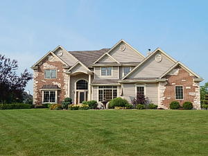 38935 Forest Run, Oconomowoc, WI 53066 photo 1