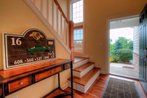 985 Eagleton Dr, Geneva, WI 53147 photo 1