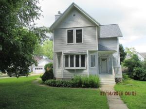 521 S Jackson St, Waterloo, WI 53594 photo 1