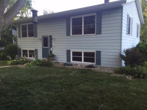449 E North, Jefferson, WI 53549 photo 1