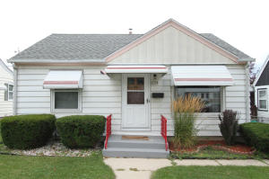 1708 E Howard Ave, Milwaukee, WI 53207 photo 1