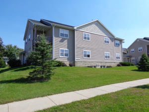 623 Fox Glove Ln #2, Whitewater, WI 53190 photo 1