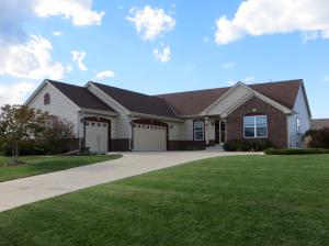 813 Andover, Eagle, WI 53119 photo 1