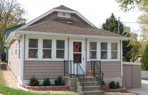 115 Maple, Pewaukee, WI 53072 photo 1