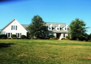 2910 Moelter Dr, Lake Geneva, WI 53147 photo 1