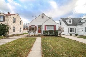 323 E Hampton, Whitefish Bay, WI 53217 photo 1