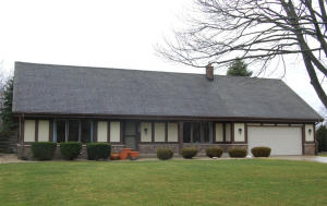 385 W Dean, Fox Point, WI 53217 photo 1