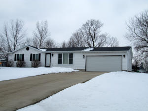 503 Johnson Dr, Cascade, WI 53011 photo 1