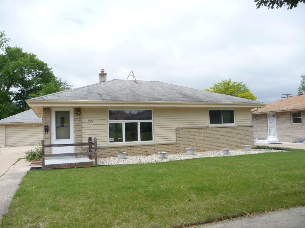 6507 N 83rd St, Milwaukee, WI 53223 photo 1