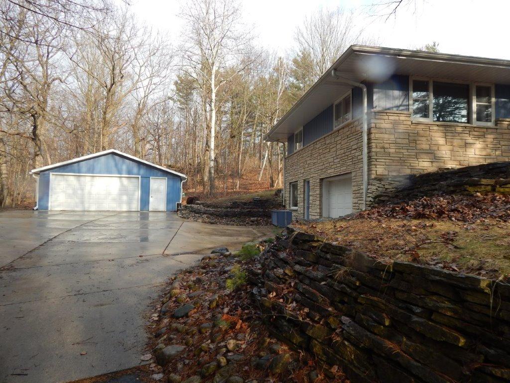 3580 Slinger, Polk, WI 53086 photo 1