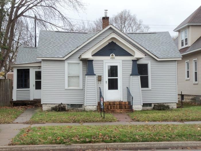 420 Avon St, La Crosse, WI 54603 photo 1