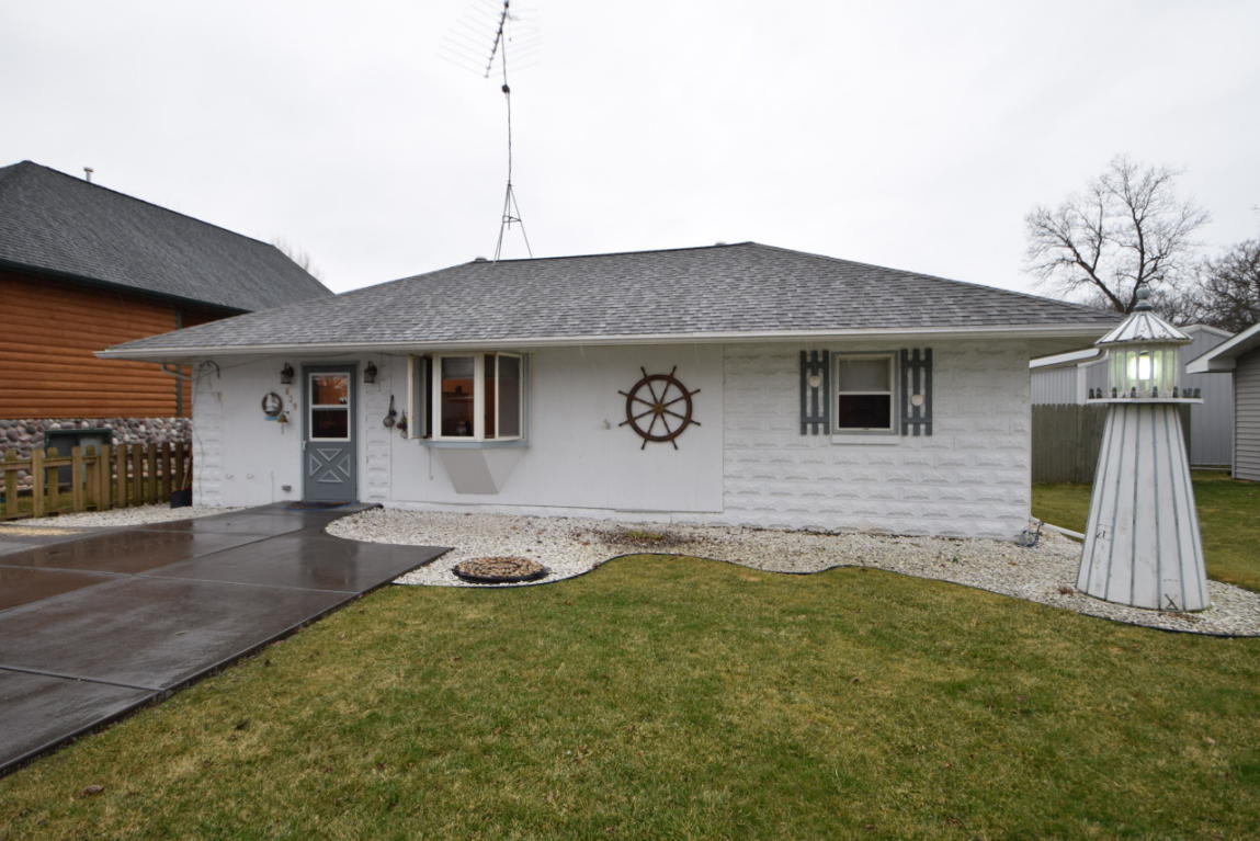 829 Shady, Delavan, WI 53115 photo 1
