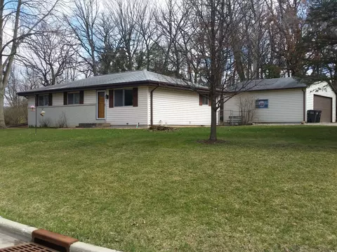 602 Cedar, Mukwonago, WI 53149 photo 1
