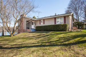 101 E Lake Ln, Colgate, WI 53017 photo 1