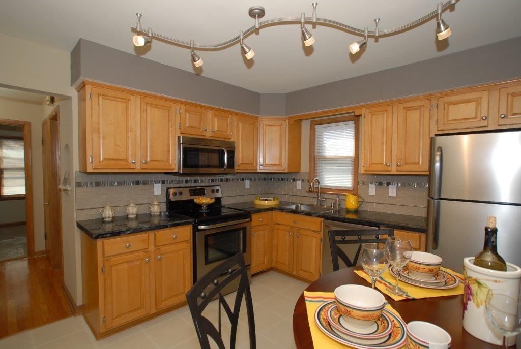3345 S 35th St, Milwaukee, WI 53215 photo 1