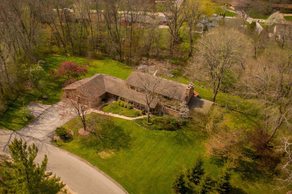 857 E Glenbrook, Bayside, WI 53217 photo 1