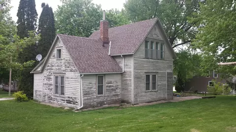 300 Maple, Spring Grove, MN 55974 photo 1