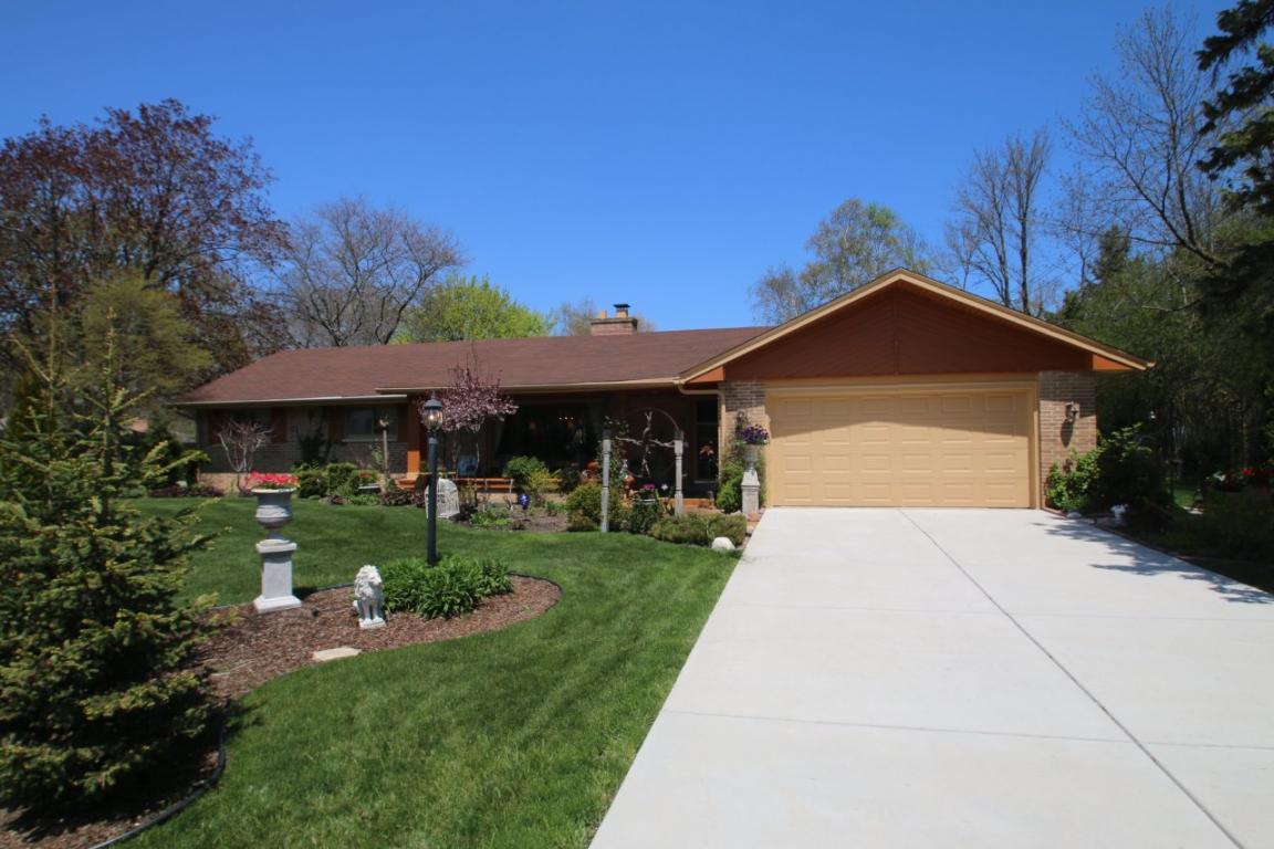 1010 E Wabash, Bayside, WI 53217 photo 1