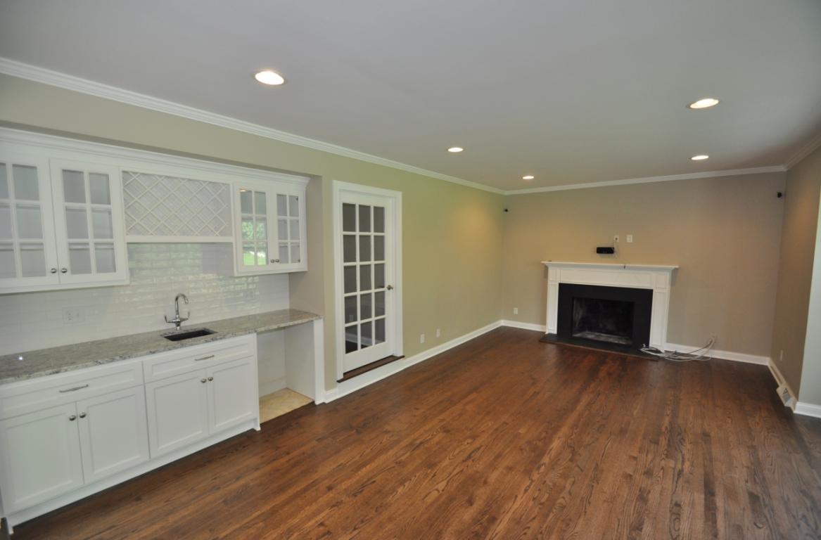 9938 N Valley Hill Dr, Mequon, WI 53092 MLS 1479565