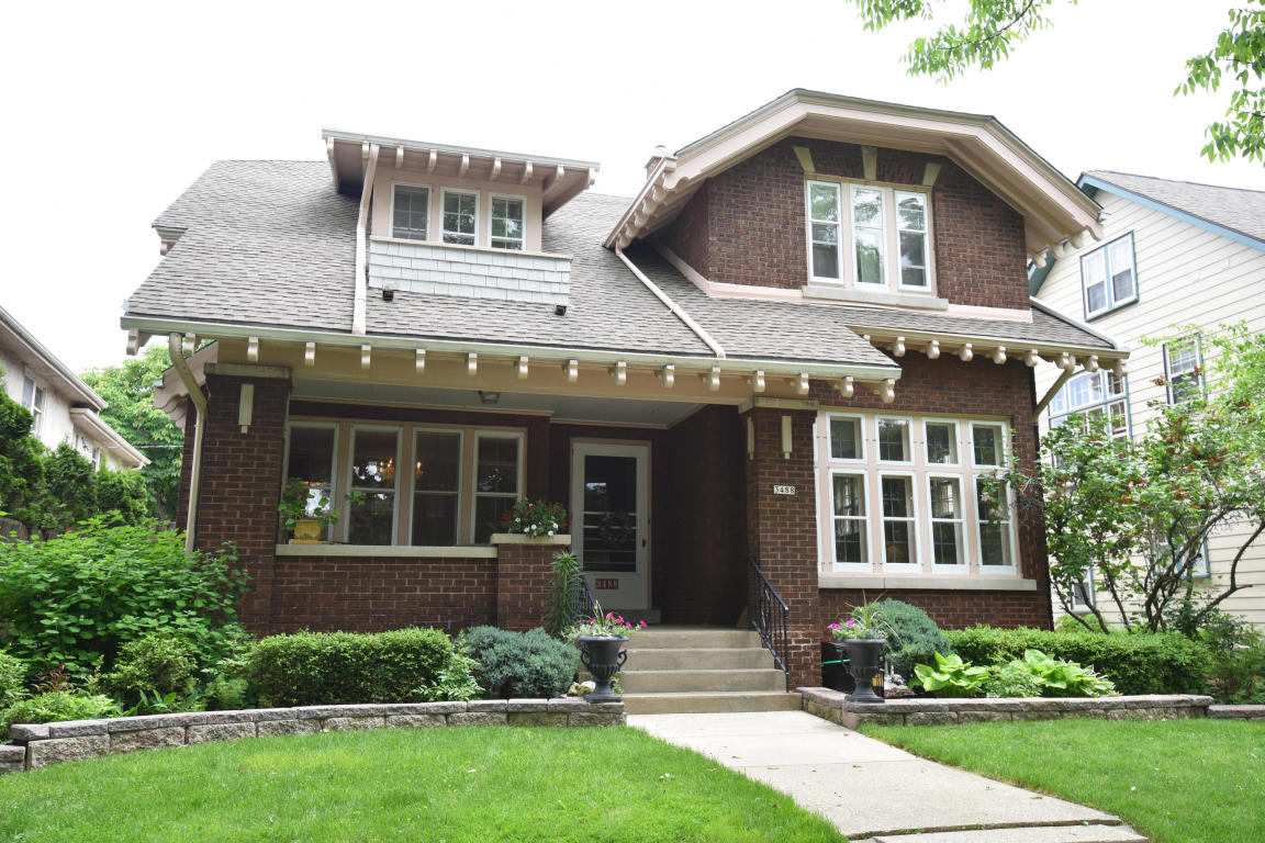 3488 N Hackett Ave, Milwaukee, WI 53211 photo 1