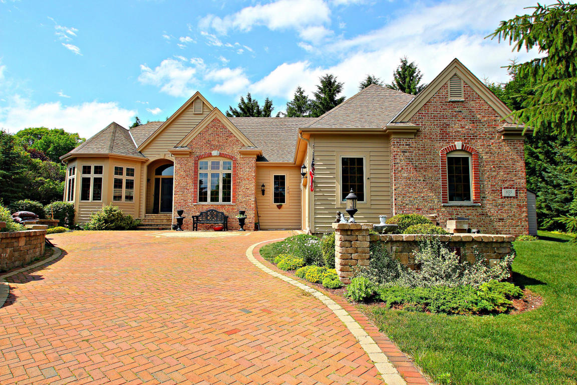 655 Anthony, Delafield, WI 53018 photo 1