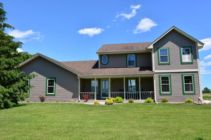 2097 Mill Rd, Jackson, WI 53037 photo 1