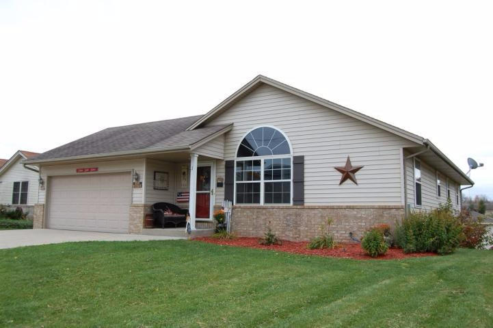 6039 Spring Valley Rd, Burlington, WI 53105 photo 1