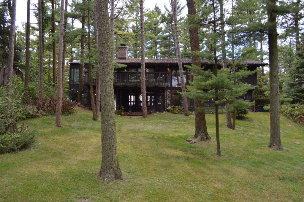 4933 Evergreen Dr, Sheboygan, WI 53081 photo 1