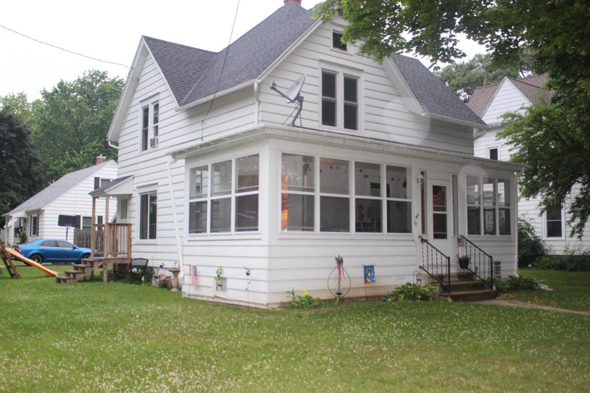 317 Jackson St, Fort Atkinson, WI 53538 photo 1