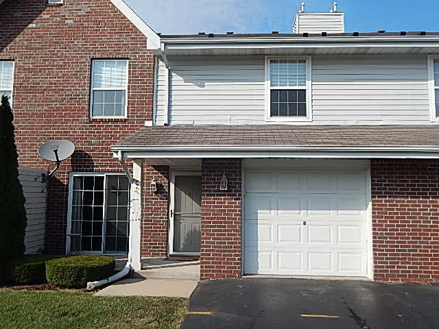 641 Westfield Way #C, Pewaukee, WI 53072 photo 1
