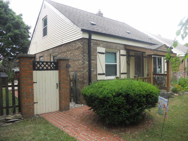 467 E Morgan, Milwaukee, WI 53207 photo 1