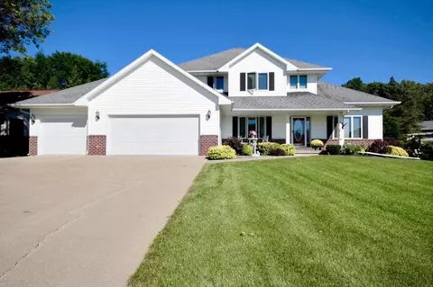 116 Calla, Onalaska, WI 54650 photo 1
