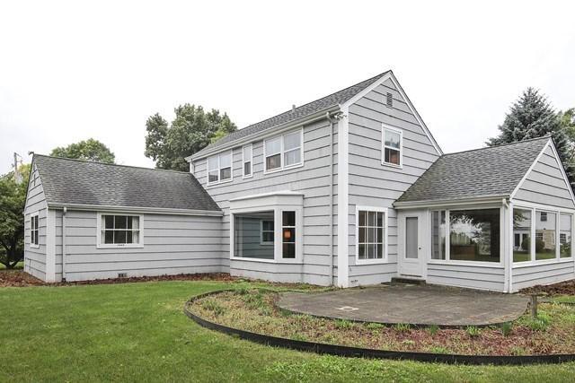 910 E Silver Spring Dr, Whitefish Bay, WI 53217 photo 1