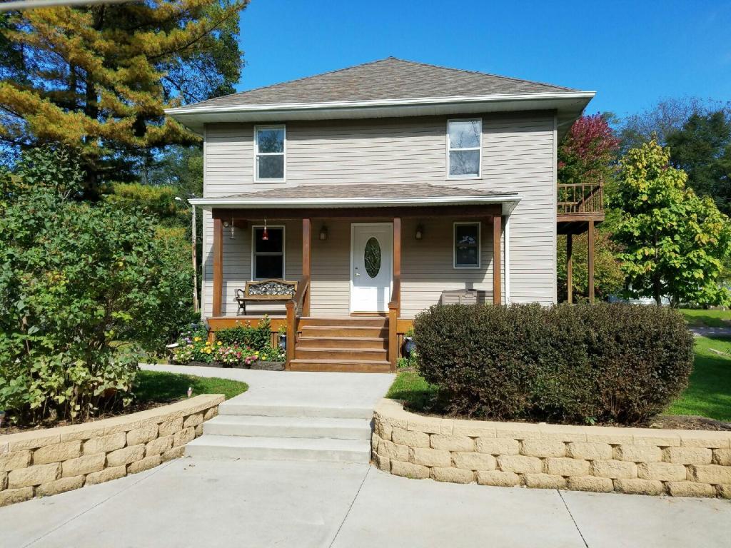 832 Canal, Waterloo, WI 53594 photo 1