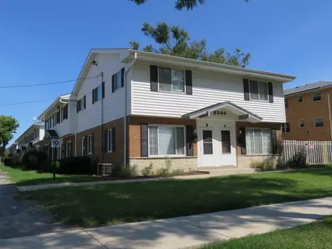 8566 W Appleton, Milwaukee, WI 53225 photo 1