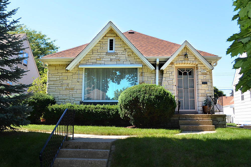3027 S 38th St, Milwaukee, WI 53215 photo 1