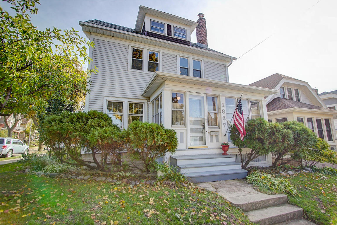 1827 E Nock, Milwaukee, WI 53207 photo 1