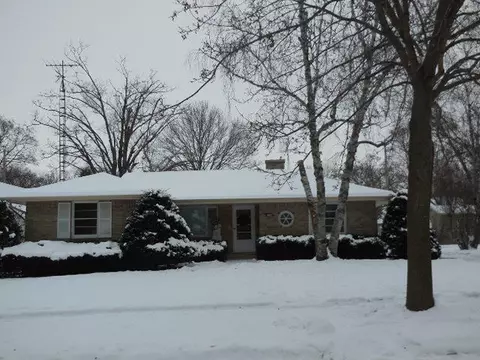 445 E Dodge, Jefferson, WI 53549 photo 1