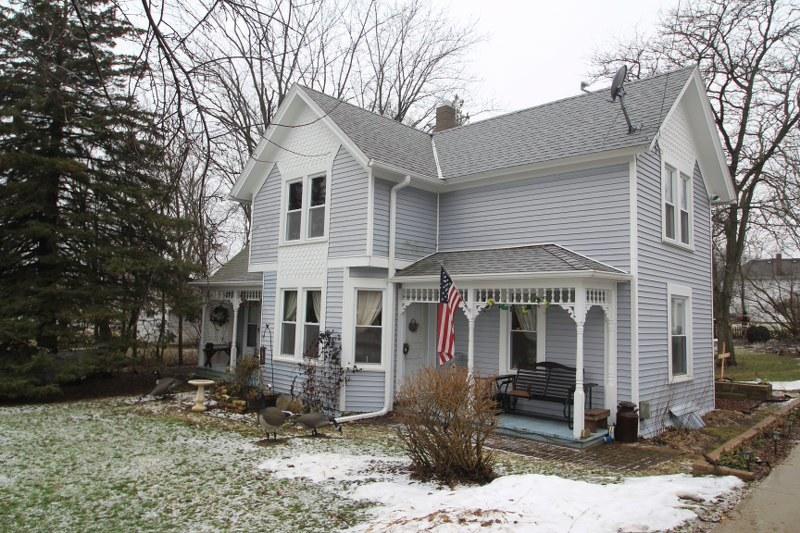 209 N Harrison St, North Prairie, WI 53153 photo 1