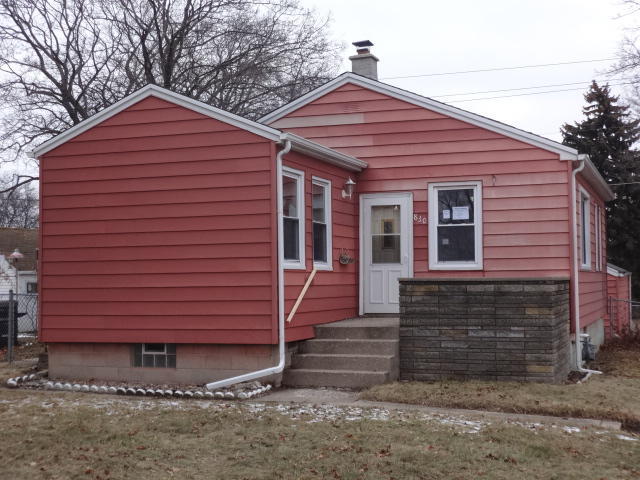 830 E Howard, Milwaukee, WI 53207 photo 1