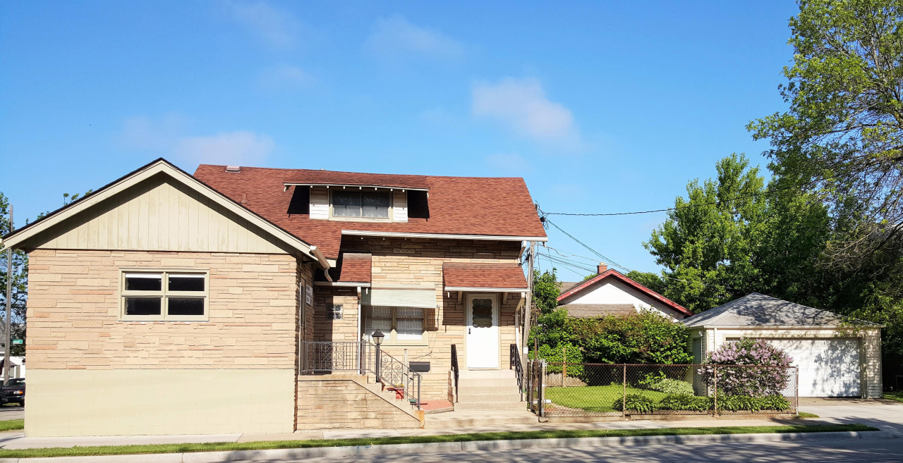 2621 Douglas Ave, Racine, WI 53402 photo 1